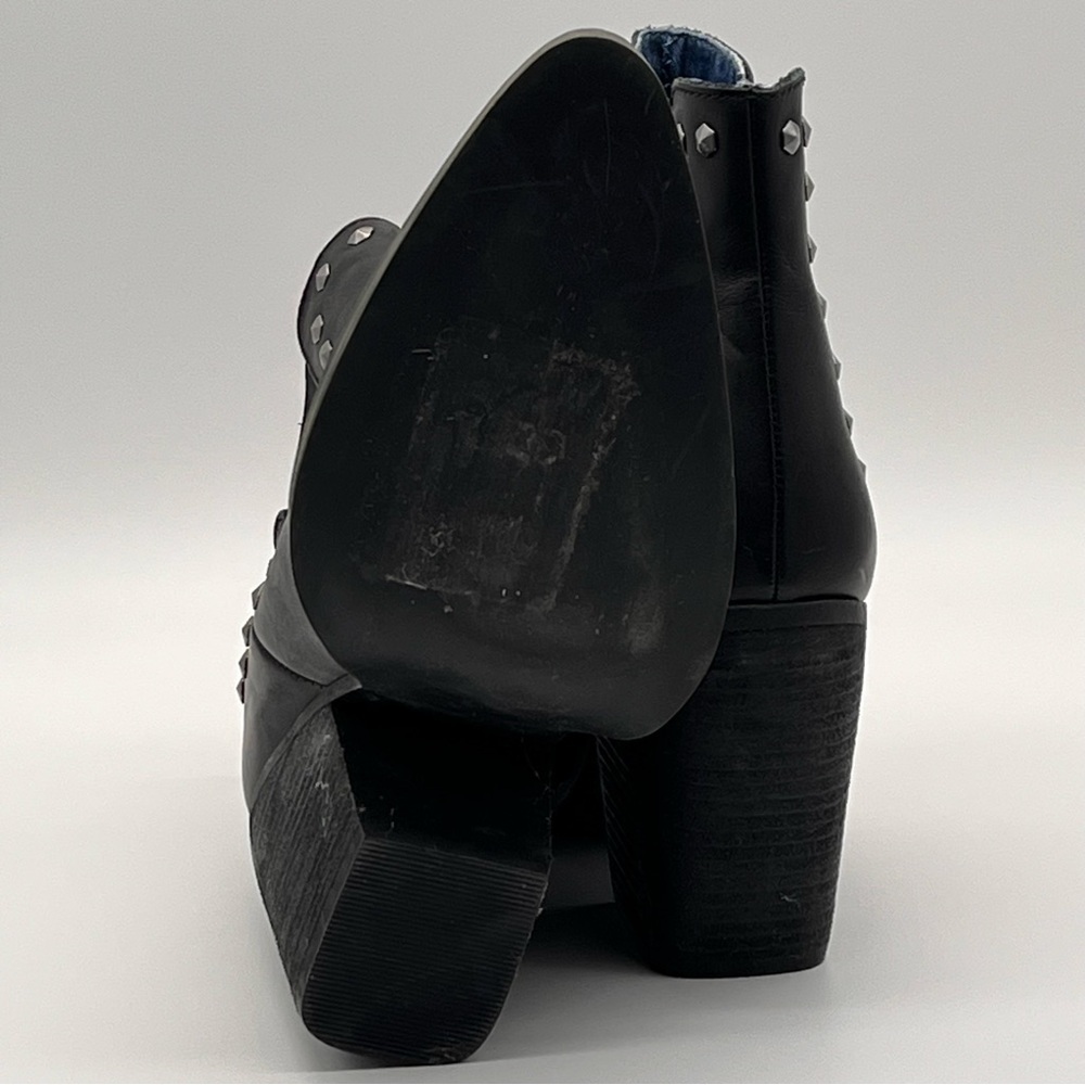 Dingo Black Ankle Boots Stay Sassy Western Cowboy Silver Studs Heeled Womens 10 - Picture 4 of 7